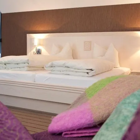 Vitalis بيت ضيافة 4*